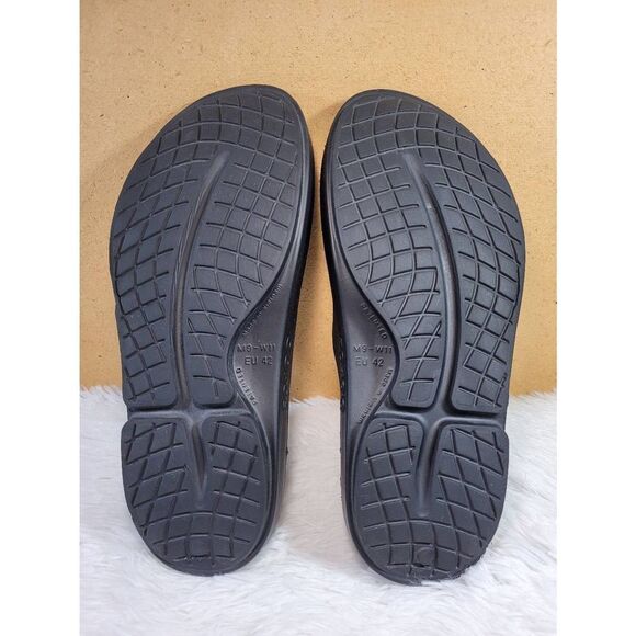 Sandals_&_Flip_Flops